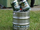 1. Preis 50 l Bier, 2. und 3, Preis 5 Liter Fässl 1. Preis 50 l Bier, 2. und 3, Preis 5 Liter Fässl